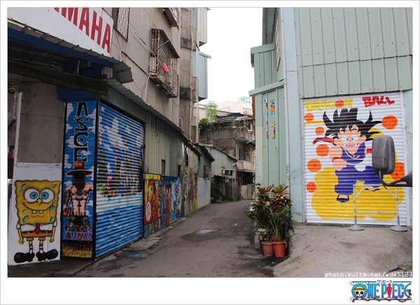 海賊王彩繪牆壁： 台中動漫彩繪巷✪海賊王＆AM食光~103.07.27＆08.02