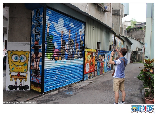 海賊王彩繪牆壁： 台中動漫彩繪巷✪海賊王＆AM食光~103.07.27＆08.02