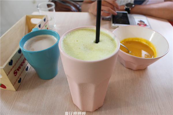 海賊王彩繪牆壁： 台中動漫彩繪巷✪海賊王＆AM食光~103.07.27＆08.02