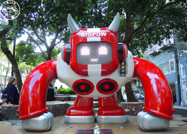 Double Like 雙倍喜歡：呷飽祙【台北大同･Double Like雙倍喜歡】周邊捷運站公共藝術也很有看頭