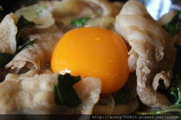 新丼:台北/中山 【新丼-有創意、超新鮮、份量夠、真的讓人很心動!】 捷運中山站