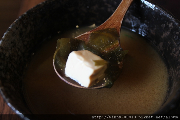 新丼:台北/中山 【新丼-有創意、超新鮮、份量夠、真的讓人很心動!】 捷運中山站