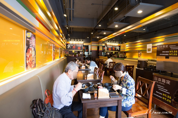 新丼：台北中山捷運站美食 新丼日式丼飯 口味超多~好平價
