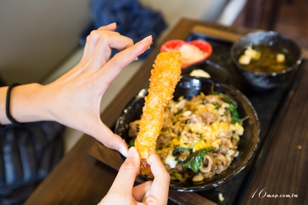 新丼：台北中山捷運站美食 新丼日式丼飯 口味超多~好平價