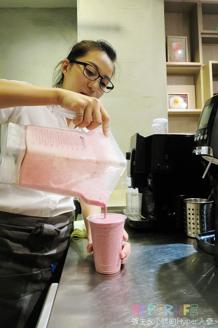 台中guguyaya鮮果汁 (18).JPG