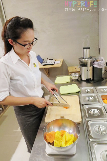 台中guguyaya鮮果汁 (30).JPG