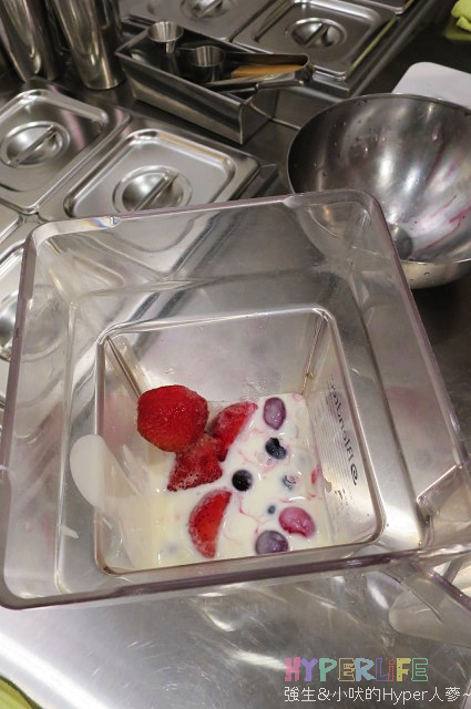 台中guguyaya鮮果汁 (15).JPG