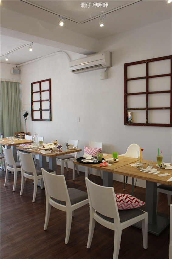 覺樂cafe：覺樂café✪拿破崙水果冰淇淋❤最對味兒~103.08.14