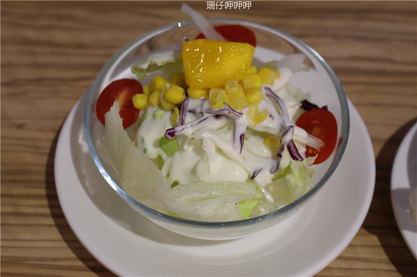 覺樂cafe：覺樂café✪拿破崙水果冰淇淋❤最對味兒~103.08.14