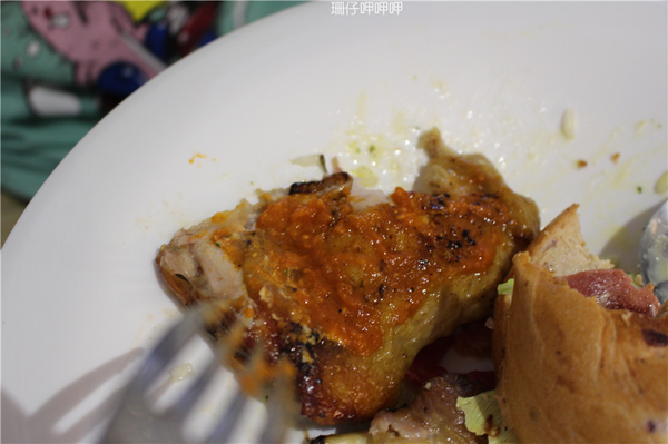 覺樂cafe：覺樂café✪拿破崙水果冰淇淋❤最對味兒~103.08.14