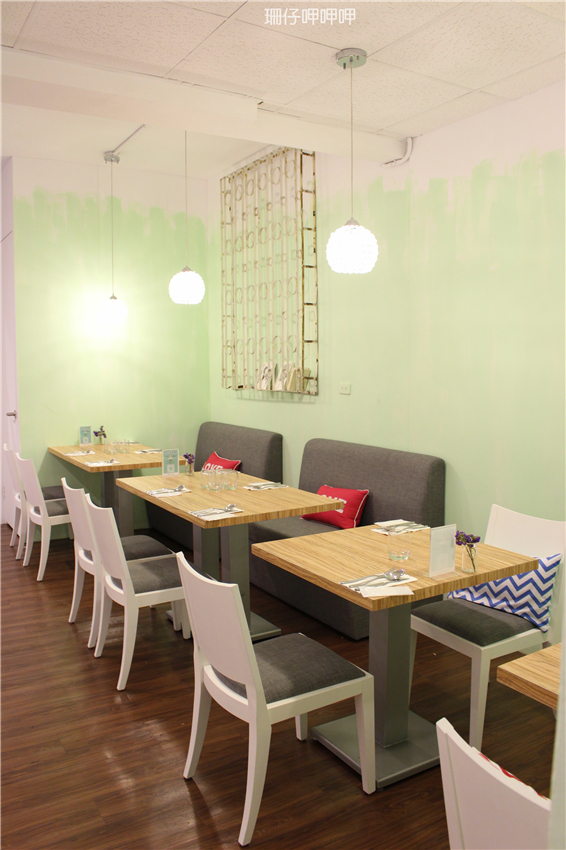 覺樂cafe：覺樂café✪拿破崙水果冰淇淋❤最對味兒~103.08.14