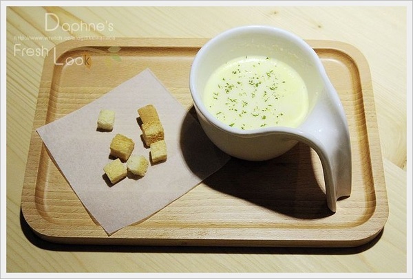 Joyce mom 喬茵是媽媽：台中早午餐 輕食 下午茶推薦 JOYCE MOM 喬茵是媽媽 有媽媽味道的暖心料理