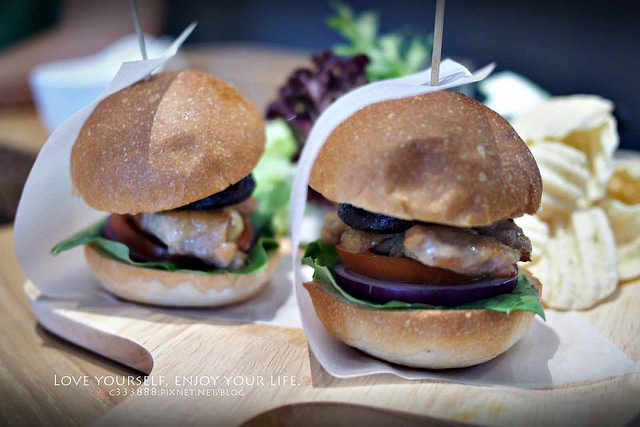 辣椒雞肉漢堡(微辣)-3