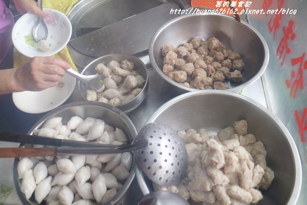 漢彬水晶餃:【彰化鹿港鎮】鹿港第一市場必吃美食『漢彬水晶餃』賣了上百年的好味道~