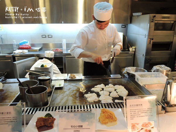 2014-12-25饗食天堂聖誕節 (7).jpg