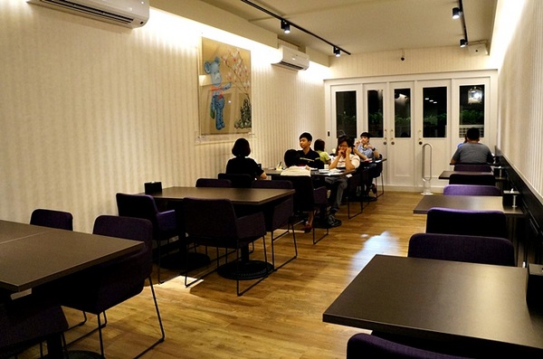 Zoe Sushi Bar:高雄【Zoe Sushi Bar】壽司吧!超滿足,ZOE特上海鮮蓋飯,最後調酒完收尾