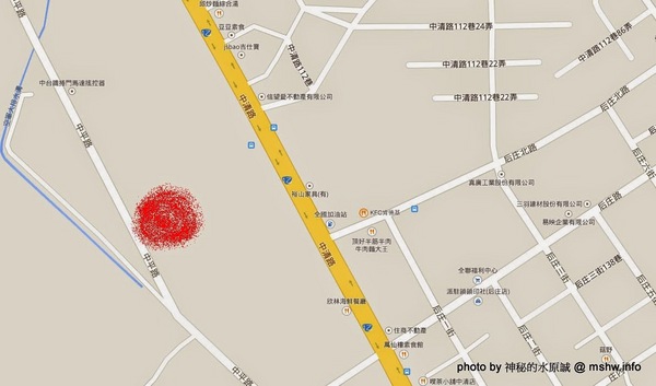 經貿文創觀光夜市：【景點】台中水湳經貿文創觀光夜市村@西屯 : 攤販多,規模頗大,同質性略高,停車空間有待改善的新夜市