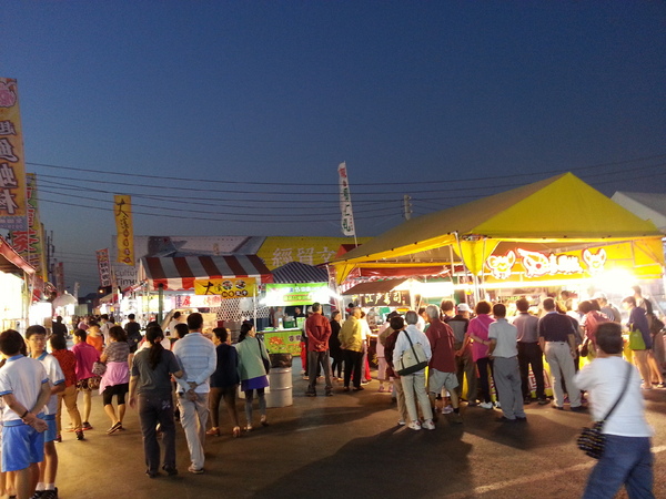 台中水湳經貿觀光夜市：[台中][景點]水湳經貿文創觀光夜市村~美食鱷魔出沒中
