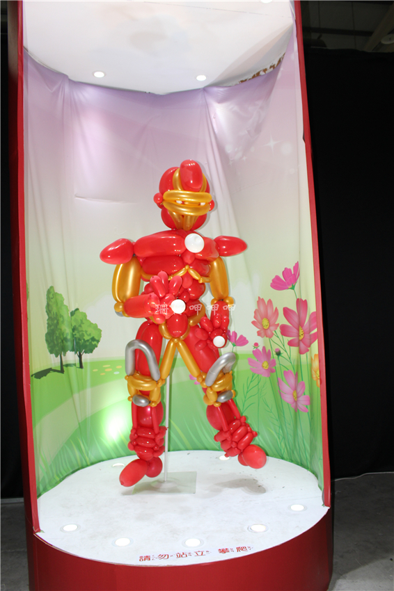 2014神氣活現造型氣球展(台中):2014神氣活現造型氣球展【台中站】❤ 超酷的,大人小孩都開心~103.07.16