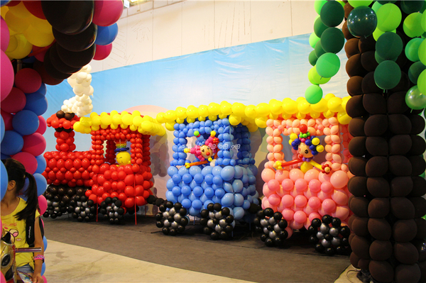 2014神氣活現造型氣球展(台中):2014神氣活現造型氣球展【台中站】❤ 超酷的,大人小孩都開心~103.07.16