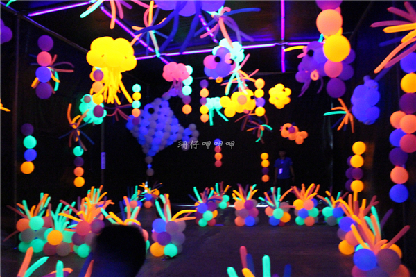 2014神氣活現造型氣球展(台中):2014神氣活現造型氣球展【台中站】❤ 超酷的,大人小孩都開心~103.07.16