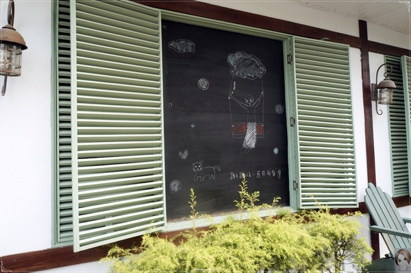 薰衣草森林(明德店)：[閃點] 苗栗薰衣草森林(明德水庫店)-愛情、願望近了