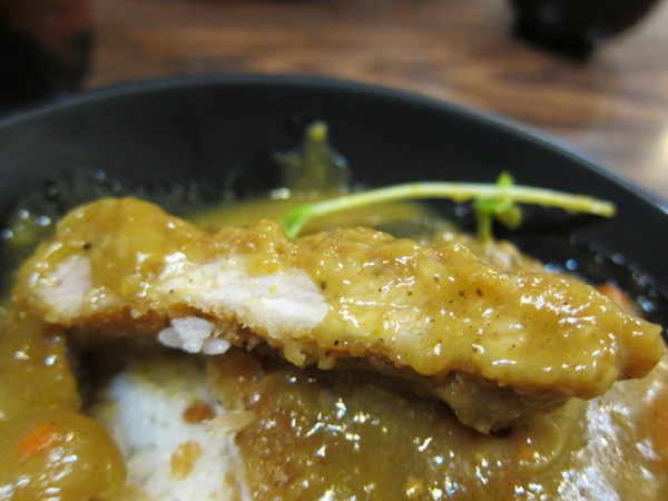 THE飯屋日式定食專門店：(台北)光華商場後的小巷中~平價日式料理