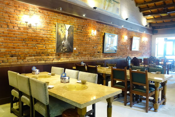 吳阿水老茶館(原吳阿火打邊爐):吳阿水老茶館 ~ 雙連市場旁.海鮮套餐超澎派的啦 - 捷運雙連站