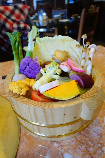 吳阿水老茶館(原吳阿火打邊爐):吳阿水老茶館 ~ 雙連市場旁.海鮮套餐超澎派的啦 - 捷運雙連站