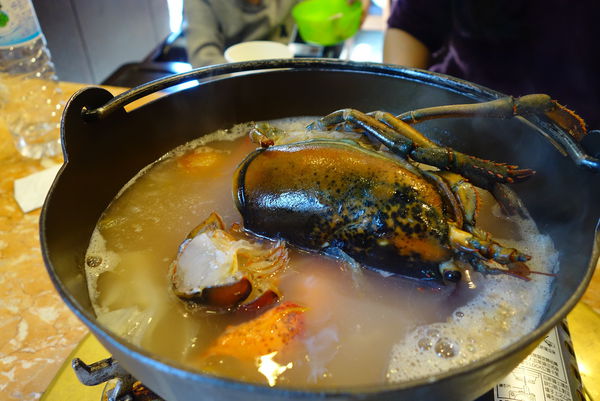 吳阿水老茶館(原吳阿火打邊爐):吳阿水老茶館 ~ 雙連市場旁.海鮮套餐超澎派的啦 - 捷運雙連站