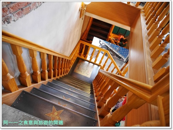 吳阿水老茶館(原吳阿火打邊爐)：台北 吳阿水老茶館 海鮮火鍋～在老站長宿舍享龍蝦火鍋