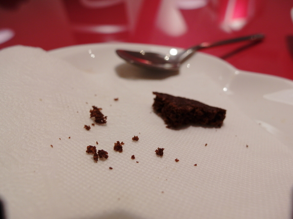 Avenir Cafe:丞食台北-夢幻級的珠寶櫃甜點-蘋果派 香蕉磅蛋糕 平價奢華下午茶 Avenir Cafe