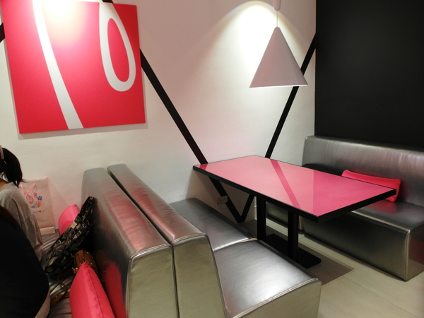 Avenir Cafe:丞食台北-夢幻級的珠寶櫃甜點-蘋果派 香蕉磅蛋糕 平價奢華下午茶 Avenir Cafe