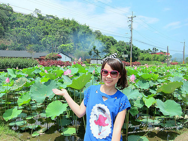 1376903421-2529062463