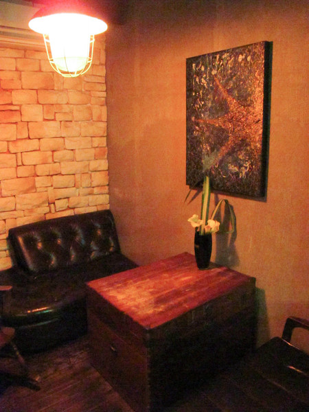 Digout:(胖樺食記)台北市信義路四段讓人驚喜的特色酒吧DIGOUT。無菜單客製化調酒絕對讓人意足心滿。