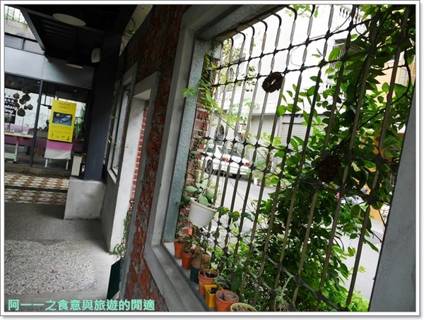 范特喜綠光計劃中興街一巷:台中 中興一巷 范特喜綠光計畫~超好拍的老屋宿舍群