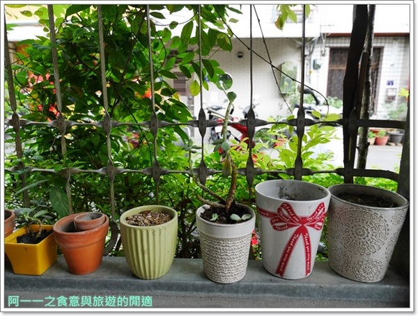 范特喜綠光計劃中興街一巷:台中 中興一巷 范特喜綠光計畫~超好拍的老屋宿舍群