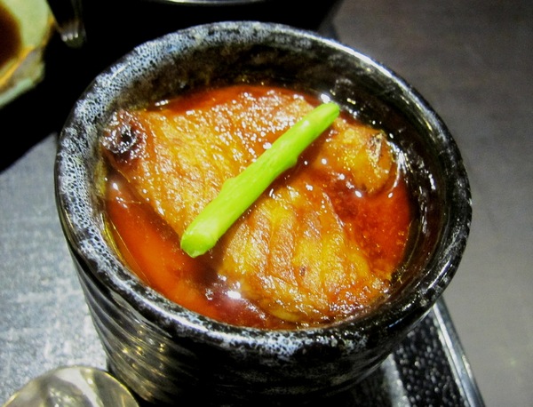 八坂丼屋：八坂丼屋 - CP值不錯的丼飯~