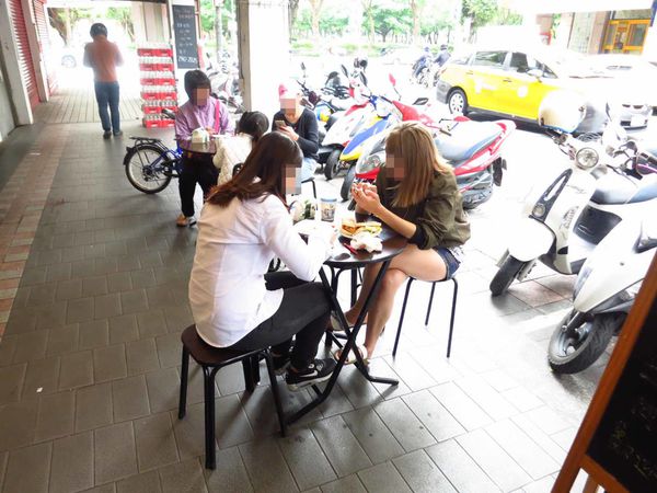 【永和美食】碳之家-肉蛋碳烤三明治早餐店