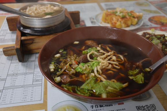 陳紅心豬肉麵10