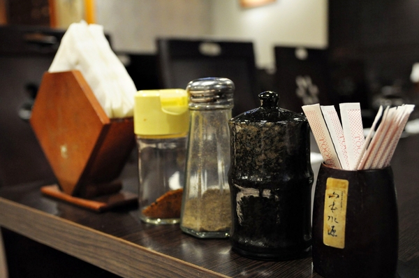 博居酒屋:【高雄】林森路上的老牌日式料理.博居酒屋.桑尼瘦不了