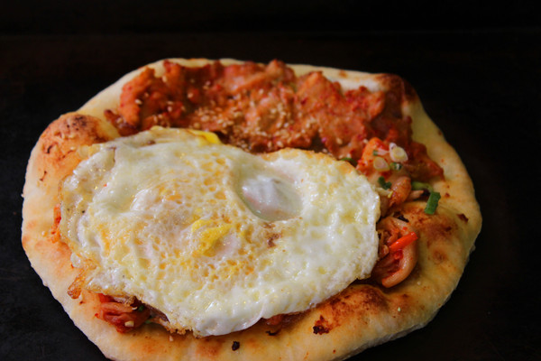 吉品家手作烤餅：[台南]國華街銅板美食 吉品家手作烤餅