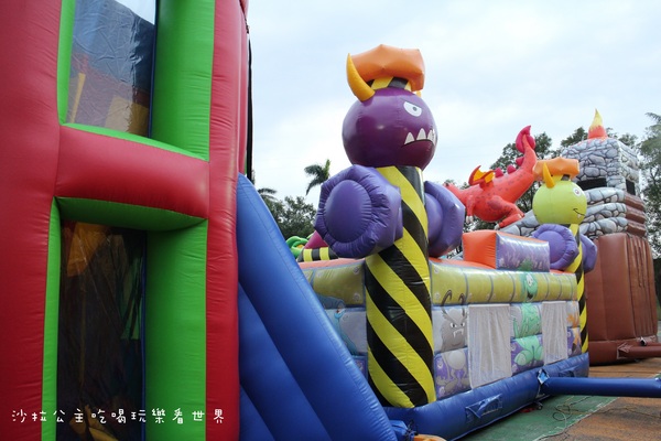 太空基地巨無霸氣墊展(新北場)：金氏紀世界紀錄『太空基地巨無霸氣墊展』親子/板橋435藝文特區