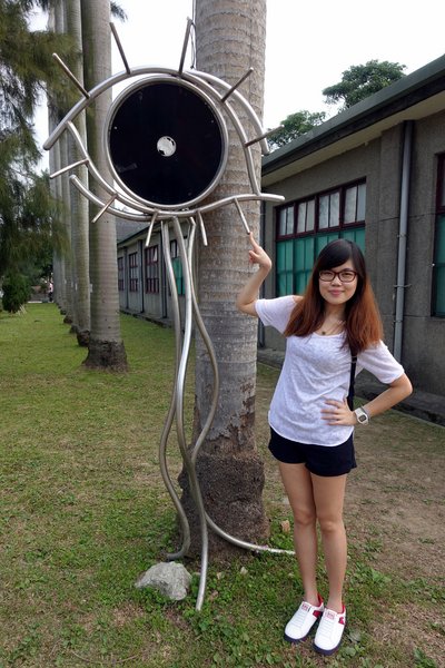 板橋435藝文特區：(胖樺遊記)新北市闔家大小遊憩好去處「板橋435藝文特區」。沙地/玩具博物館/彩繪/展覽/音樂會/草地/溜小孩/溜寵物/中正紀念堂