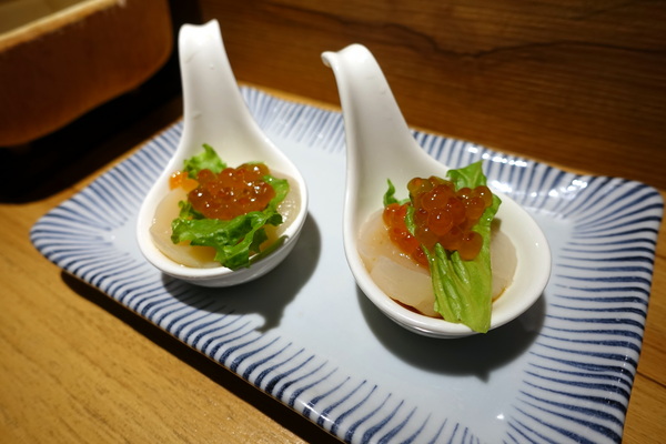 滿腹屋：(胖樺食記)台北東區仁愛圓環附近迷你居酒屋「滿腹屋」。高CP值平價串燒美食建議訂位。有Wi-Fi大電視螢幕可看球賽