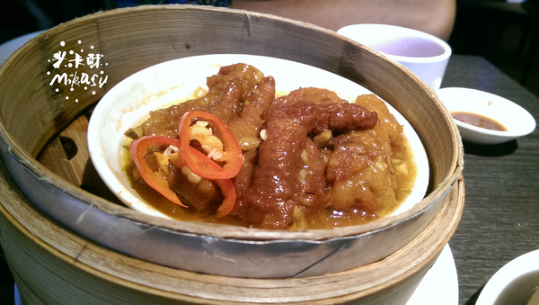 悅品中餐廳：【高雄/食﹡新興】Hotel dùa人氣港茶．期望越大....．悅品中餐廳