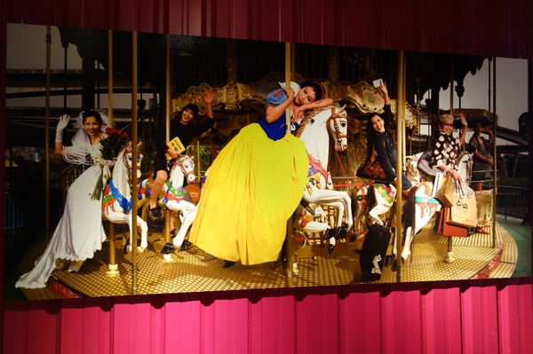 紅點文旅：1031230[官本金文愛台灣]台中市中區RedDot紅點文旅巨型不鏽鋼溜滑梯文青工藝風地表上最潮旅店近中華夜市日新戲院旁