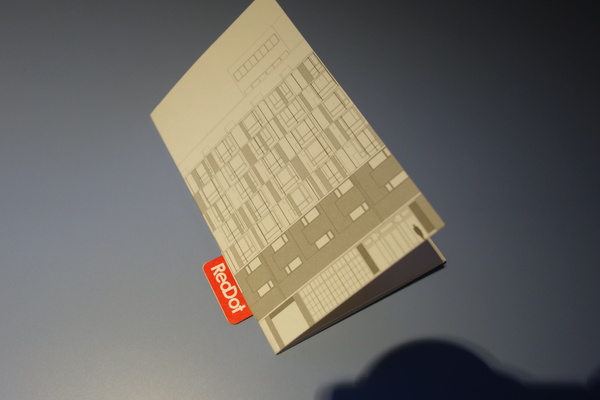 紅點文旅：1031230[官本金文愛台灣]台中市中區RedDot紅點文旅巨型不鏽鋼溜滑梯文青工藝風地表上最潮旅店近中華夜市日新戲院旁