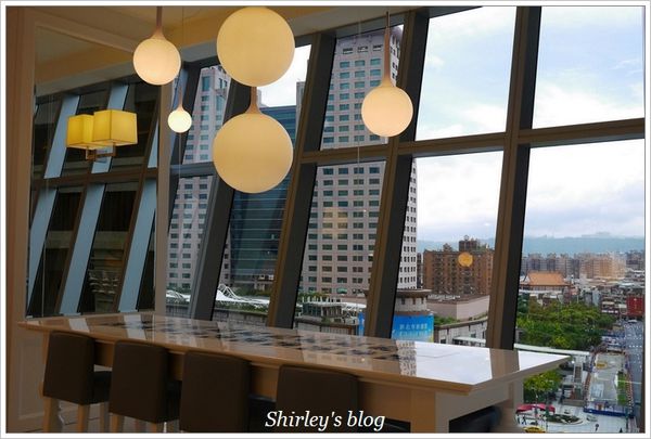 皇家哥本哈根咖啡輕食複合店 Royal Copenhagen(板橋大遠百)：皇家哥本哈根咖啡輕食複合店‧板橋大遠百店