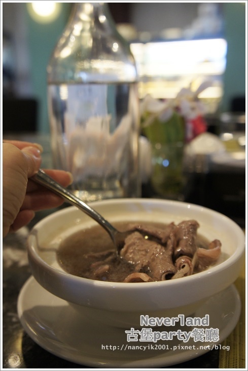 古堡party餐廳:宜蘭。氣氛佳餐點種類多一起來歡樂【古堡PARTY餐廳】